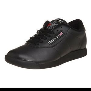 Reebok Princess Sneakers Black Size 8.5 Wide  NEW